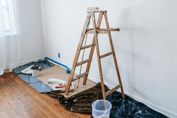Comment choisir les bons matériaux pour un mur en brique ?